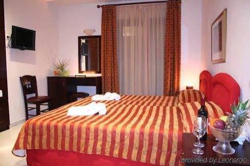 Hotel Athina Loutraki  Ngoại thất bức ảnh